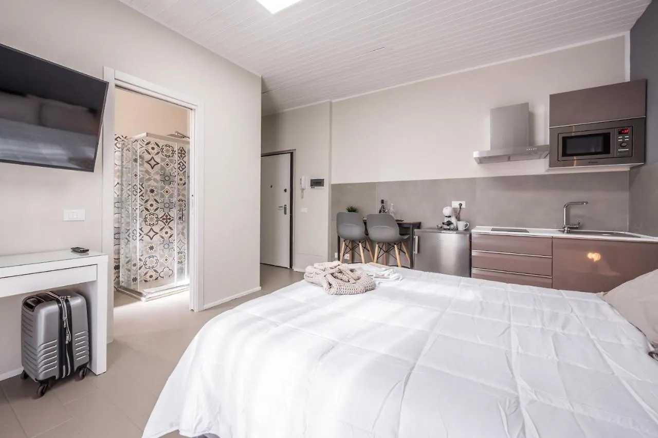 Suite 649 Mono Con Terrazzo Modena Italia